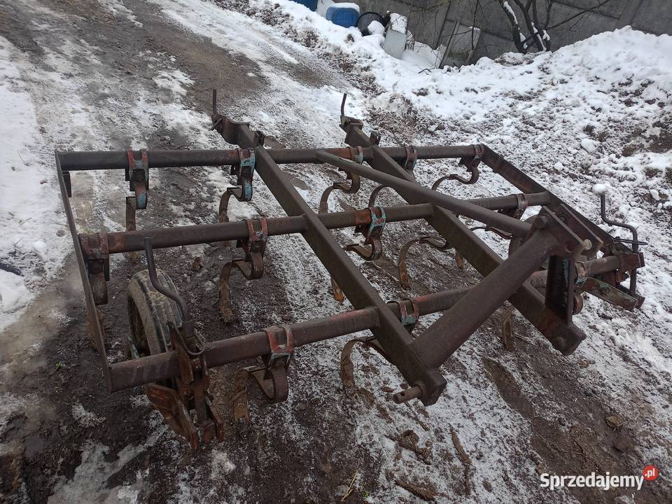 Kultywator oryginalny ciągnikowy Gwizdów sprzedam