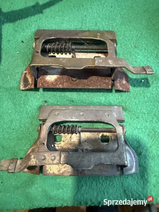 Klamki zew drzwi prawa i lewa BMW e21 osobowe Mszana sprzedam