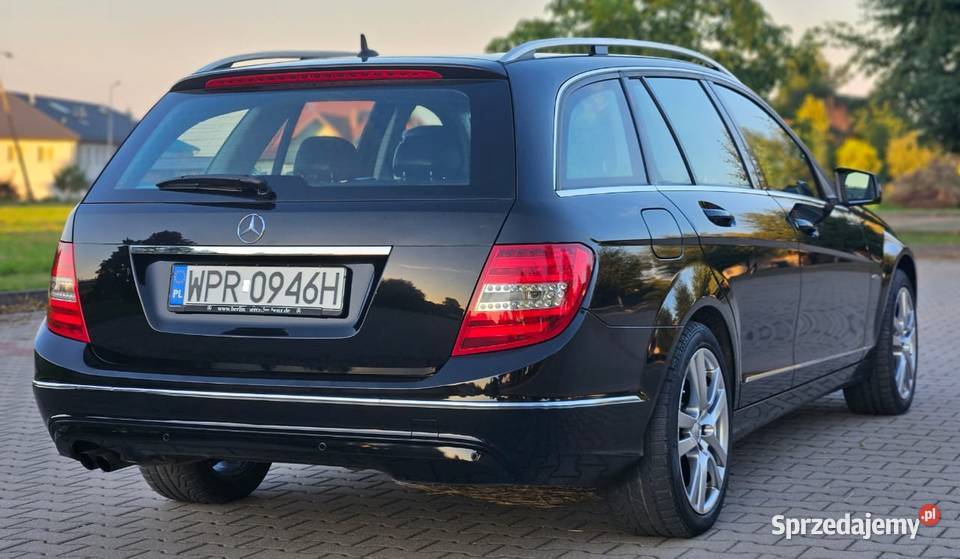 MERCEDES Cklasa W204 lift 2011 automat BENZYNA światła do jazdy dziennej Rzeszów