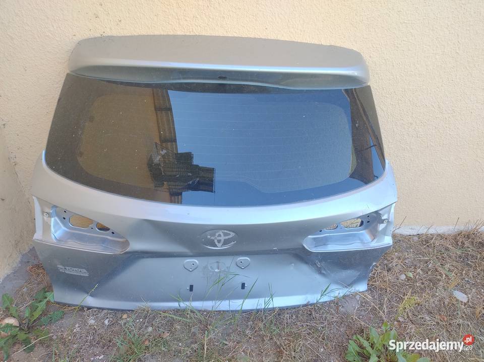 Toyota Corolla Cross klapa tylnaszyba Lubartów
