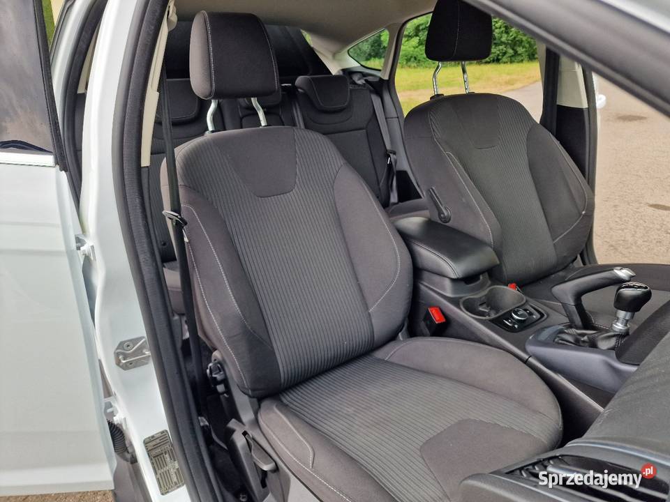 Samochód osobowy Ford radio Kraśnik sprzedam