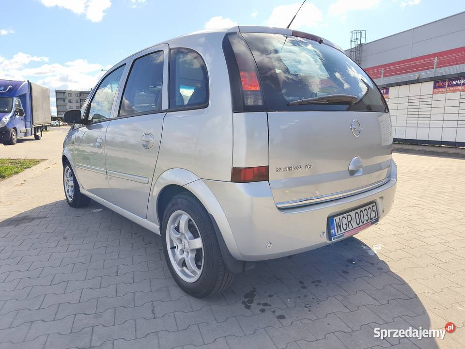 Opel Meriva I 16 MerivaA Benzyna GAZ 105 Rok produkcji 2010 mazowieckie Grójec