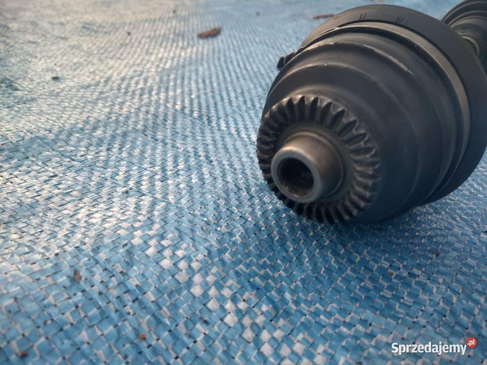 Półoś Prawa BMW 4 F32 F33 1320 6263138401090 osobowe małopolskie sprzedam