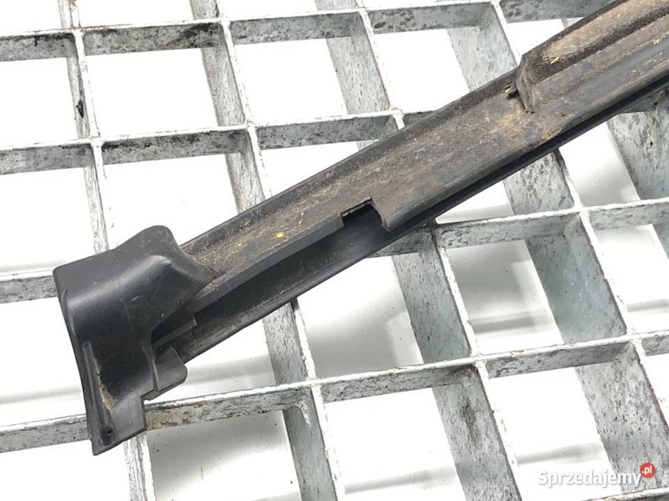 LISTWA ZGARNIAJĄCA TYŁ PRAWA PEUGEOT 508 SW I osobowe Części samochodowe