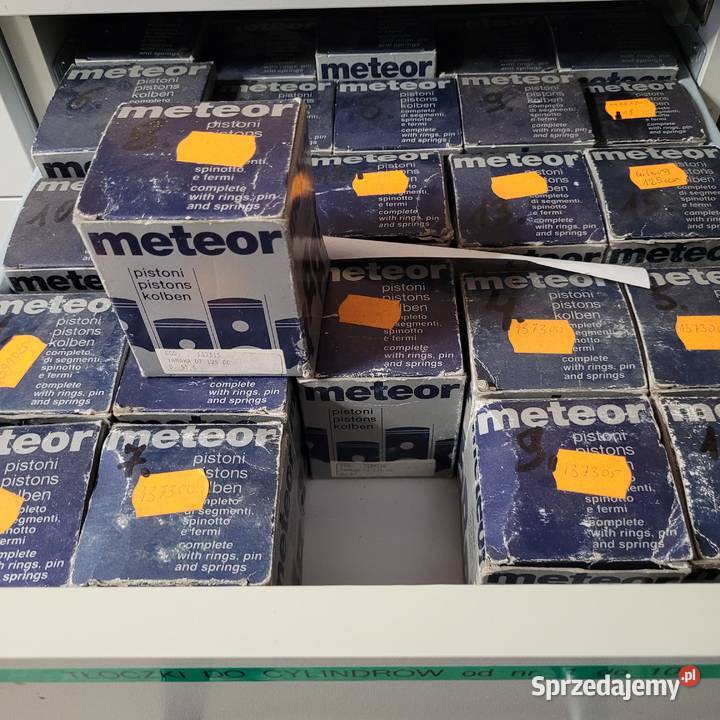 Tłok kpl Yamaha DT 125ccm Meteor rozmiar 575 Nowe Osiny
