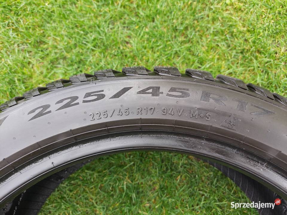Opony zimowe Pirelli 22545 R17 Konin