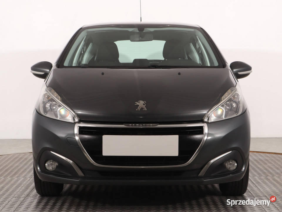 Peugeot 208 12 PureTech 208
