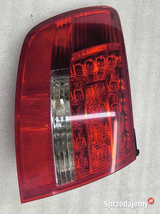 LAMPA LEWY TYŁ LED A6 C6 KOMBI 4F9945095E sprzedam