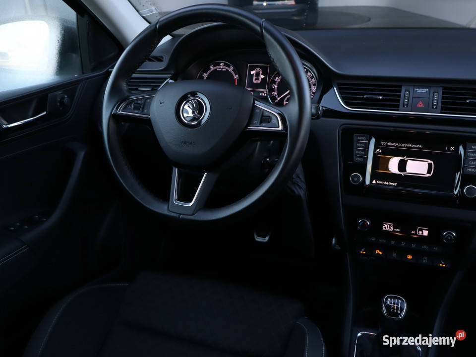 Skoda Rapid Spaceback 10 TSI światła do jazdy dziennej Bielany Wrocławskie
