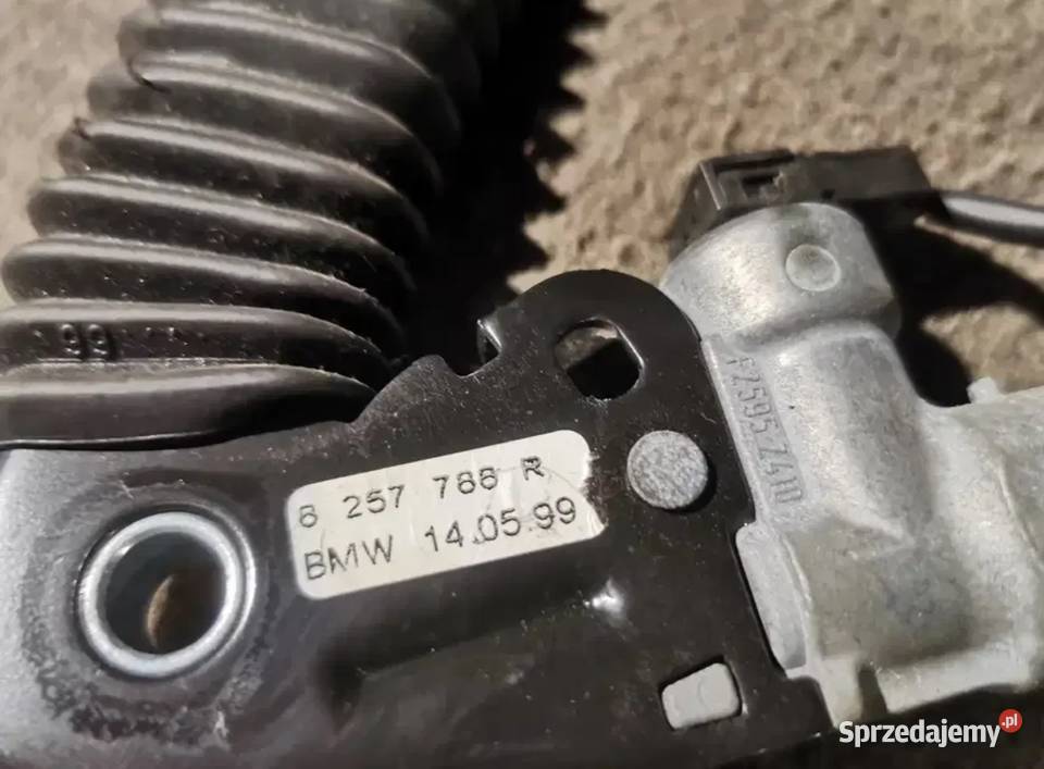 Napinacz pasa bezpieczeństwa prawy przód BMW E46 Żory sprzedam