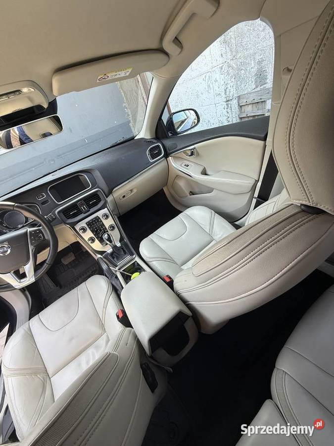 Volvo V40 D3 Piaseczno