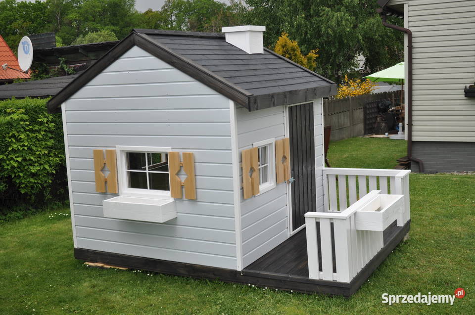 Oryginalny ładny solidny domek ogrodowy dzieci z Brzuśnik