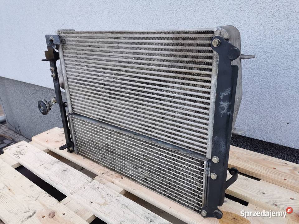Chłodnica oleju Claas Arion 640 Wilkowo sprzedam