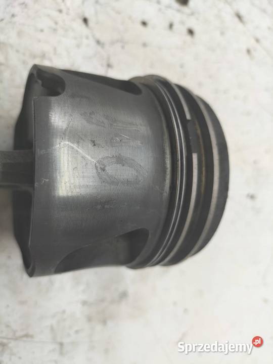 TŁOK KORBOWÓD 81L33 25 TDI Volvo V70 II 19992007