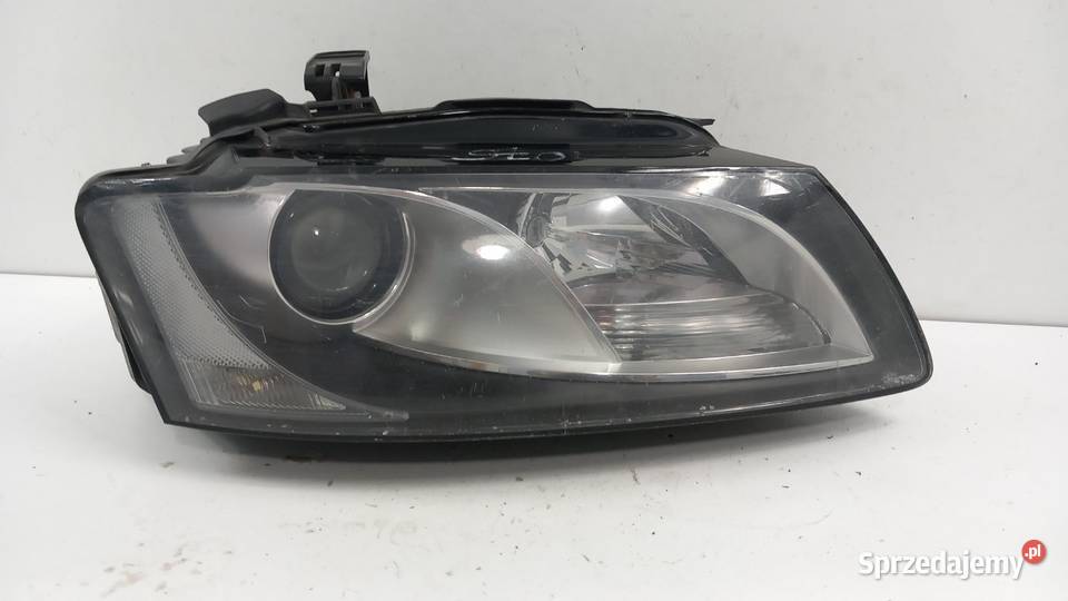 AUDI A5 8T LAMPA PRZÓD PRAWA SOCZEWKA Lampy przednie wielkopolskie Zbierkowo
