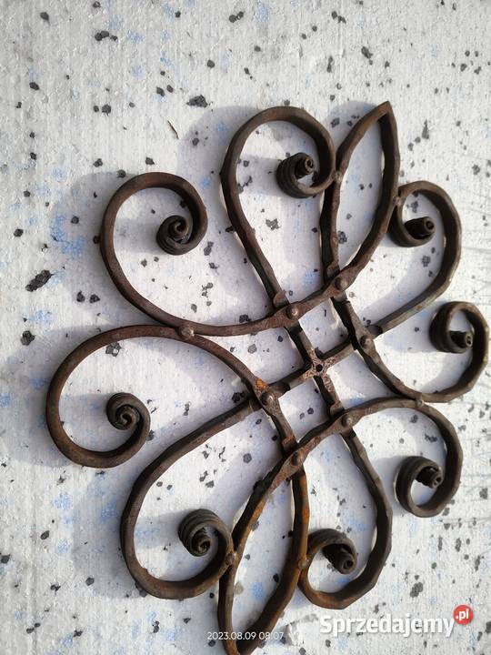 Rozeta metalowa kuta Ligota Piękna