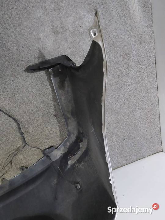 ZDERZAK TYŁ SEDAN E16 E17 E18 PDC LIFT Toyota