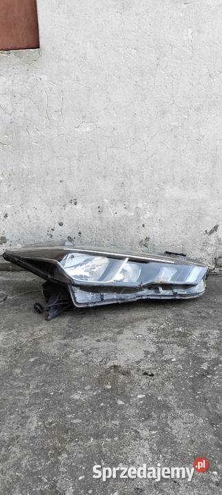 Nissan Micra K14 Lampa LED Uszkodzona Poświętne