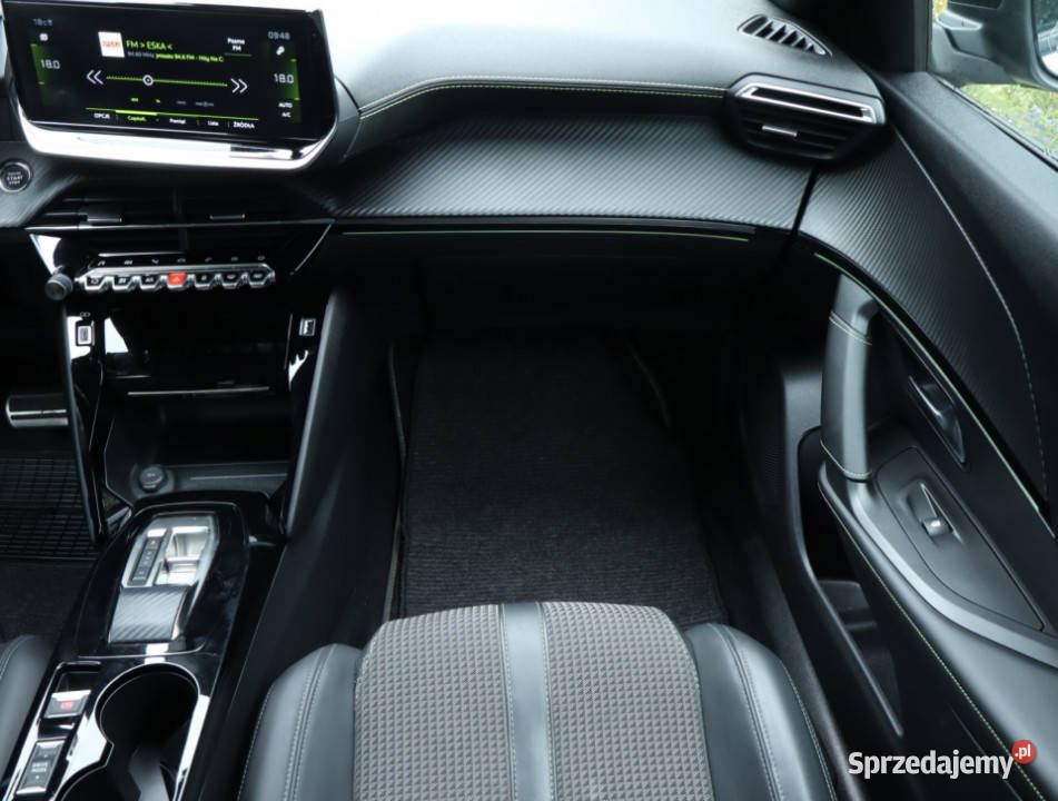 Peugeot 2008 12 PureTech benzyna mazowieckie Piaseczno sprzedam