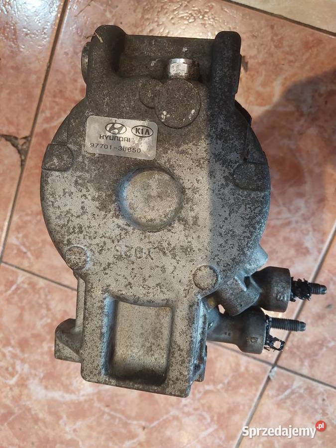 sprężarka klimatyzacji Sorento I 33 977013E850 Grudziądz