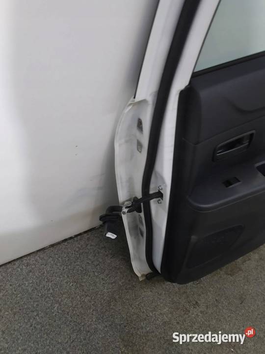 DRZWI PRAWE TYŁ W37 Mitsubishi ASX I 2010