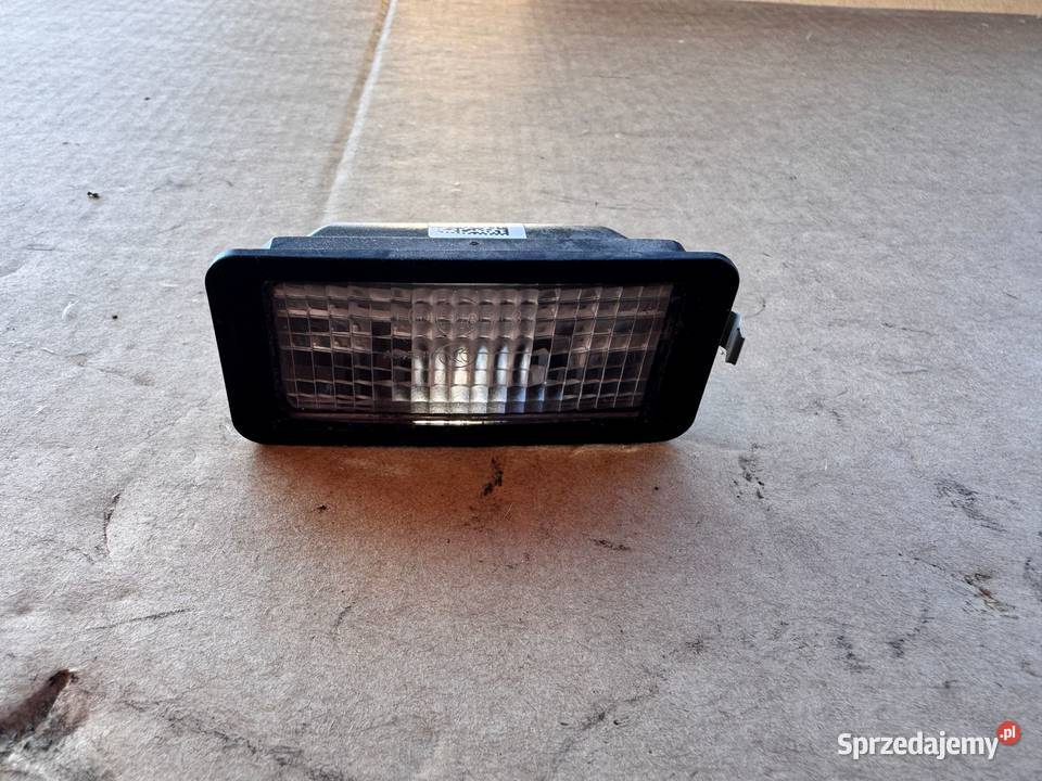 Lampa oświetlenia tablicy rejestracyjnej VW Up Lampki tablicy rejestracyjnej Brzesko