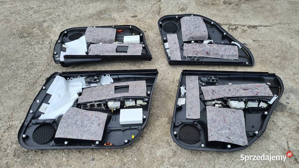 Subaru Forester 3 SH boczki tapicerki drzwi tapicerki samochodowe dolnośląskie Legnica