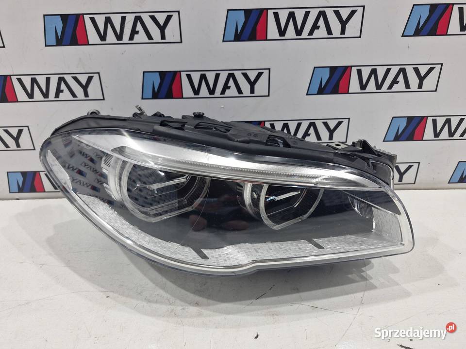 BMW F10 F11 LCI ADAPTIVE LED PRAWA LEWA KOMPLET osobowe
