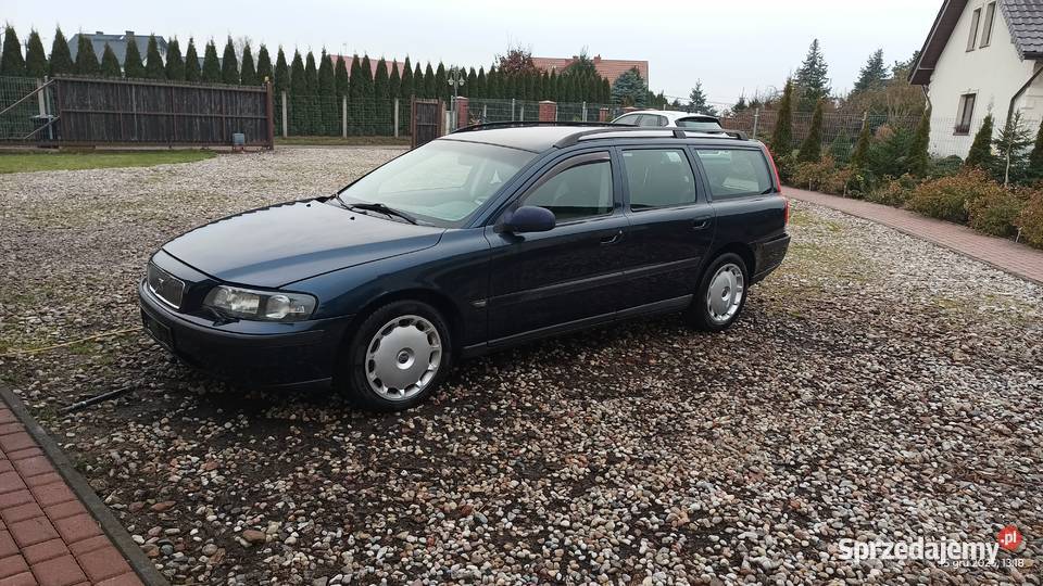 Części Volvo V70 z 2002 roku 24i 140 kod lakieru warmińsko-mazurskie Kętrzyn