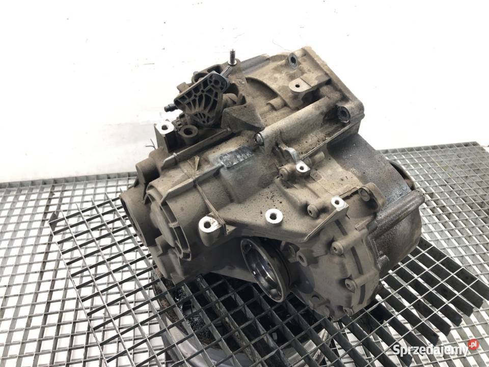 SKRZYNIA BIEGÓW VW PASSAT CC B6 MDL 20 211 0812 osobowe sprzedam