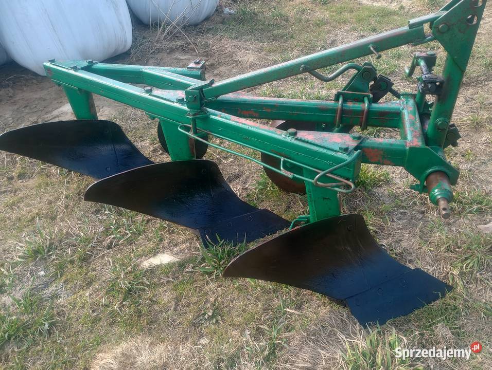 Pługi 3 skibowe Grudziądz z krojem świętokrzyskie Huta Nowa sprzedam