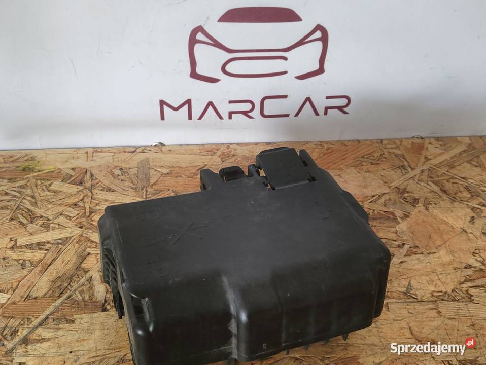 Skrzynka Puszka Klema Plus Opel Corsa E 13491093 osobowe sprzedam