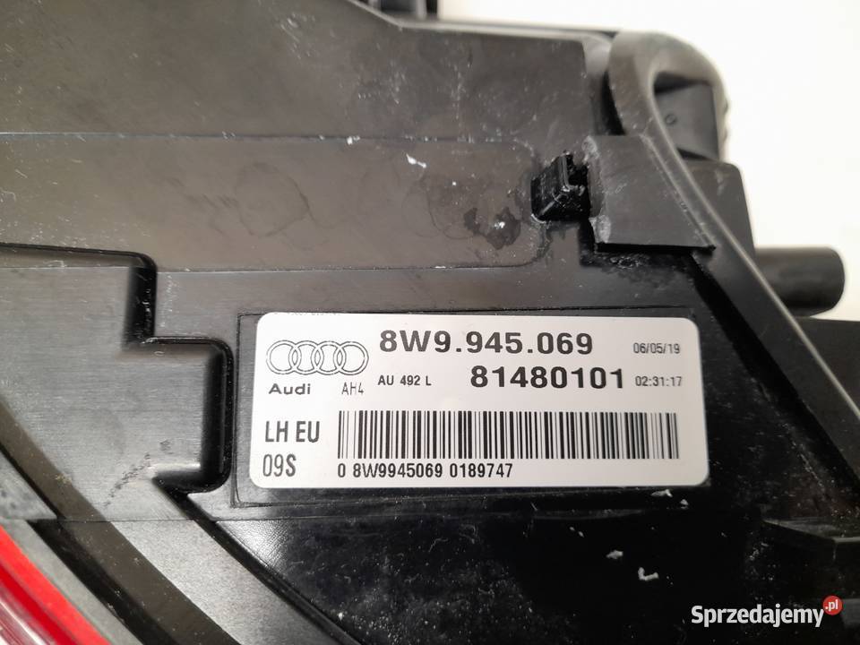 Audi A4 B9 kombi lampa lewa tył tylna 8W9945069 Lampy tylne Goleniów