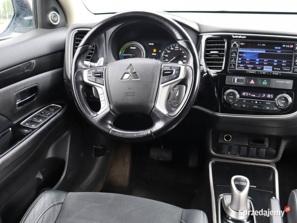Mitsubishi Outlander 20 PHEV tempomat mazowieckie Piaseczno