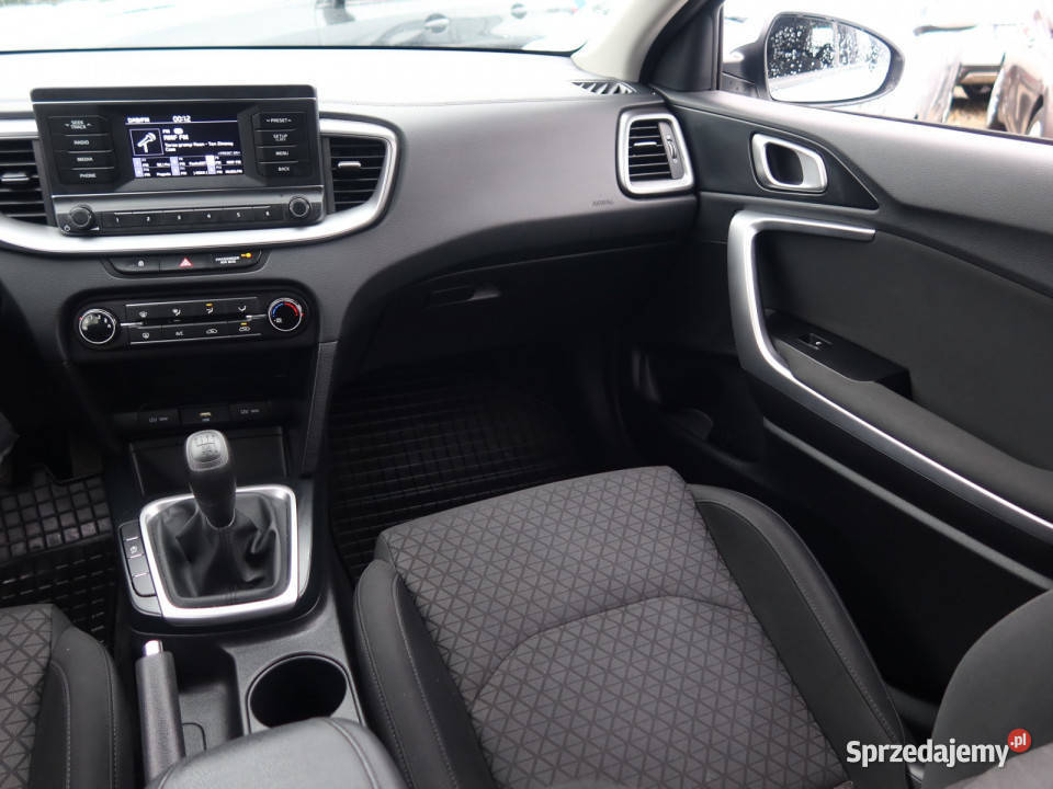 Kia Ceed 10 TGDI poduszka powietrzna