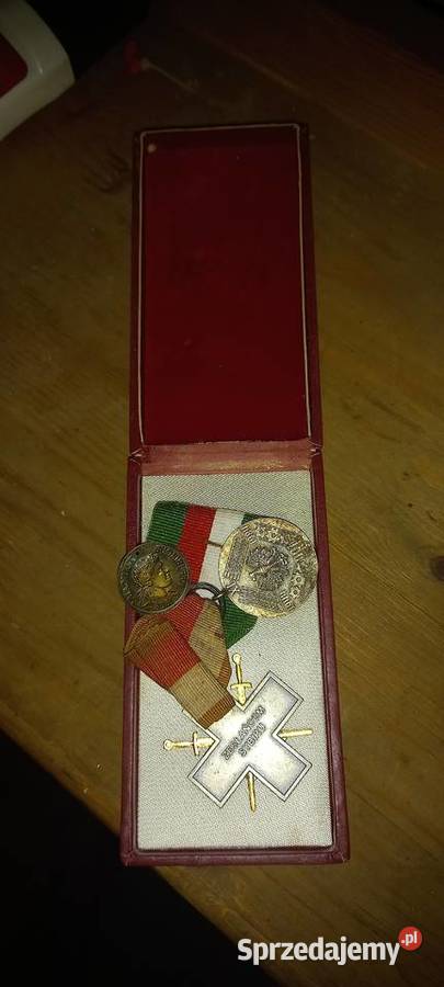 Monety ordery odznaki znaczki puchary całość Kamień Pomorski