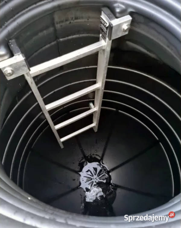 STUDNIA WODOMIERZOWA 1200 H1600 Z Drabinką i