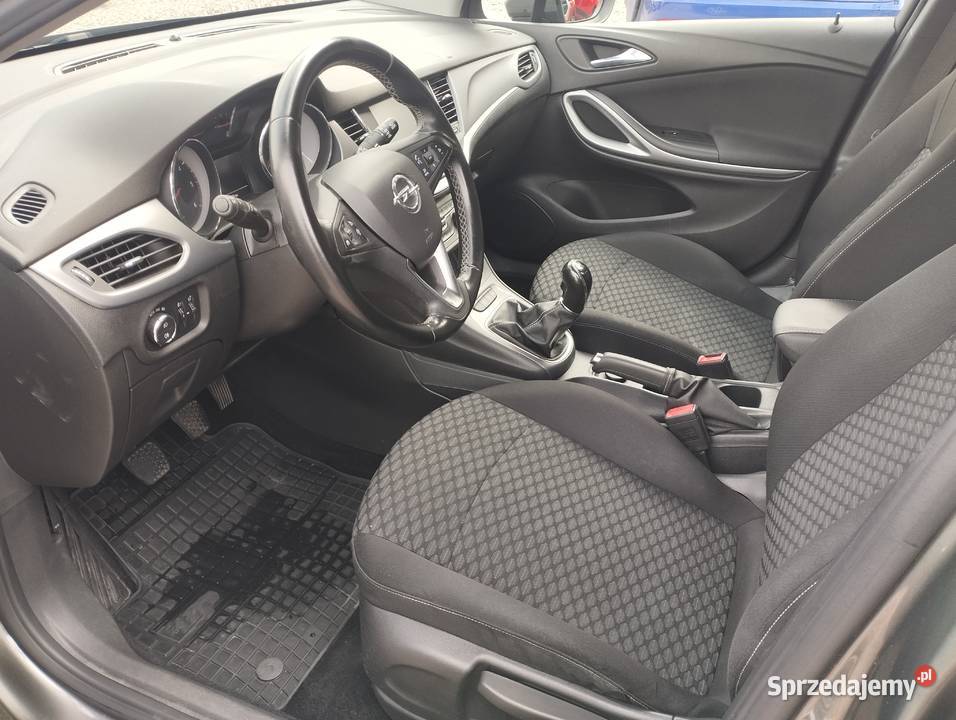 OPEL ASTRA SALON POLSKA 2018 Warszawa