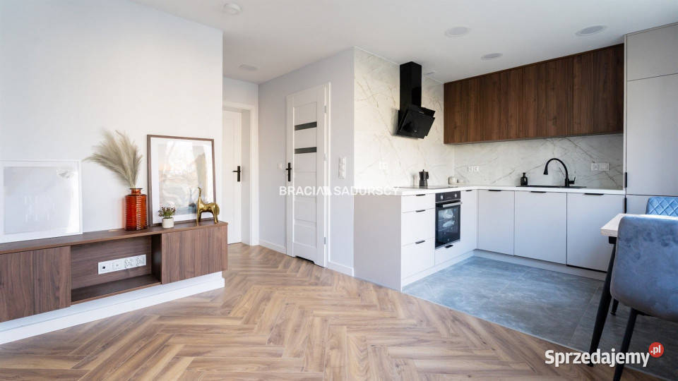 Sprzedaż mieszkania 485m2 3pokojowe Kraków Liczba pokoi 3