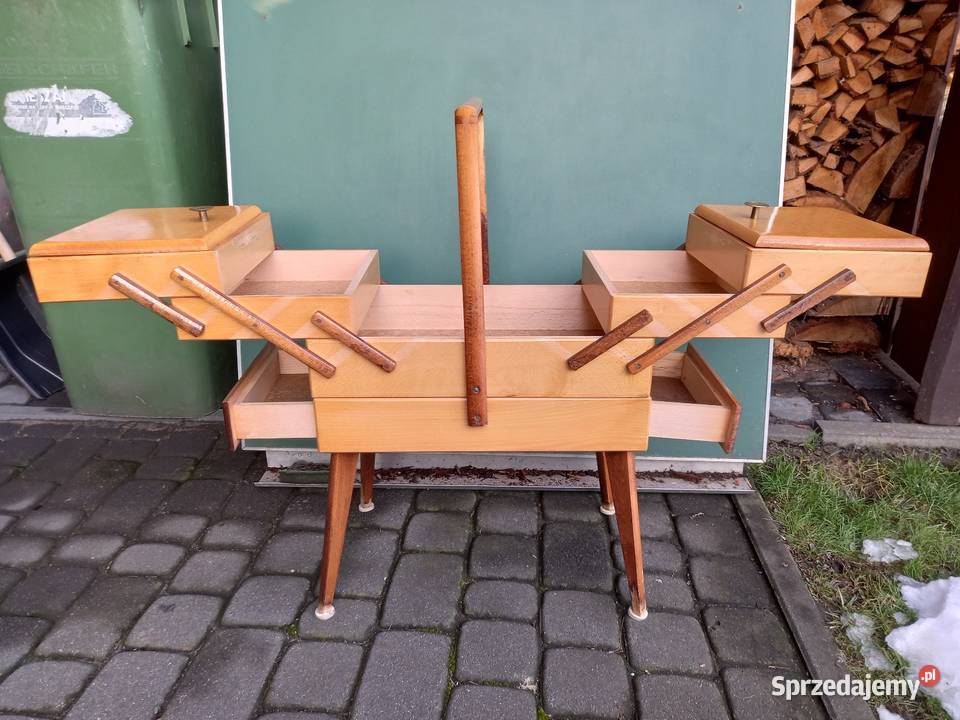 Duży niciak bukowy rozkładany PRL vintage Rawicz sprzedam