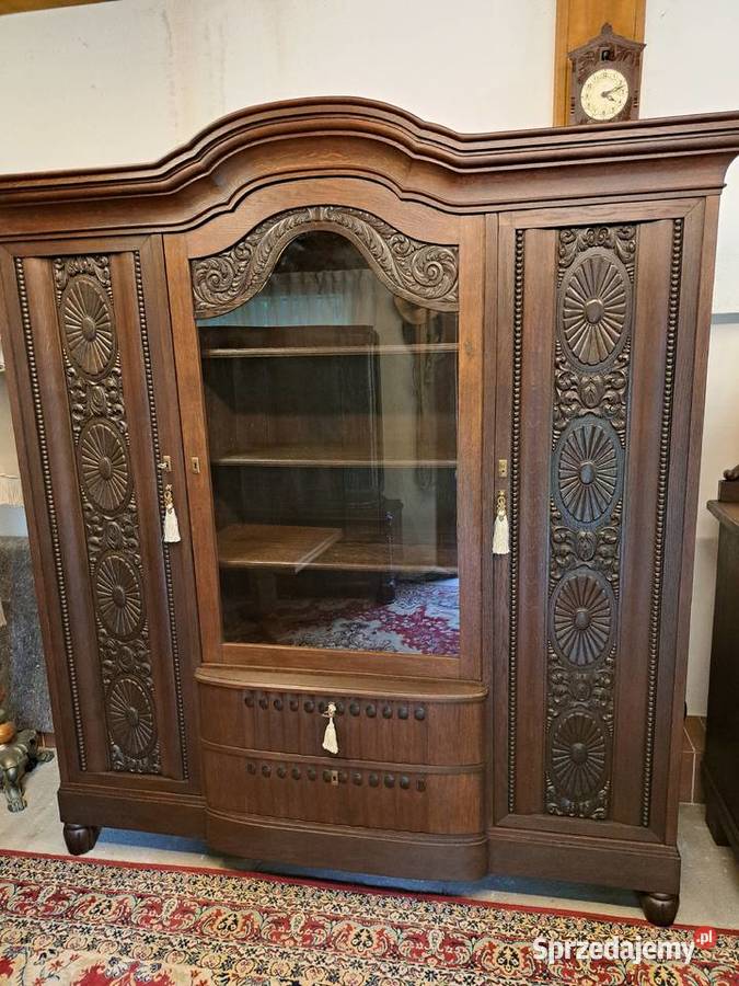 PIĘKNA BIBLIOTEKA 100 LETNIA Myślibórz