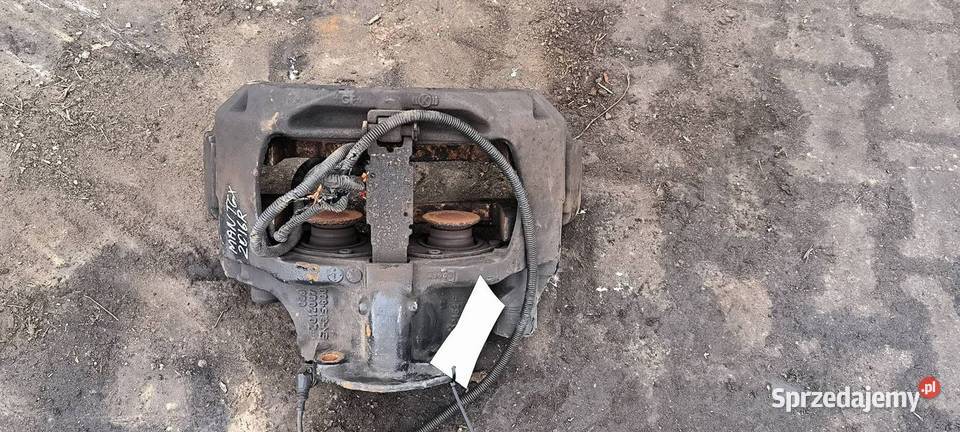 ZACISK HAMULCOWY TYŁ PRAWY MAN TGX 18440 Z012007 Lipno