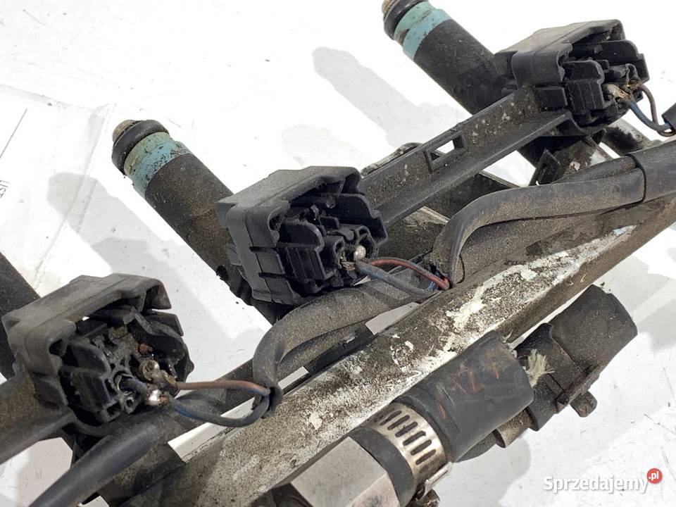 LISTWA WTRYSKOWA AUDI A4 B6 06B133551H 16 102 podkarpackie