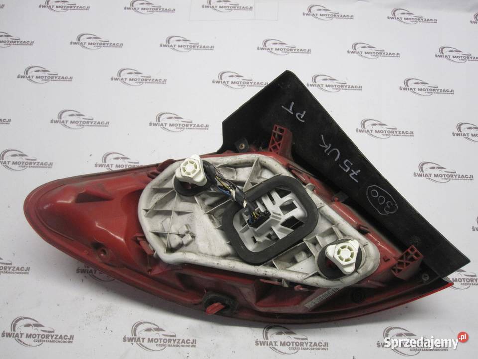 OPEL MERIVA B 13r lampa prawy tył 21638009 sprzedam