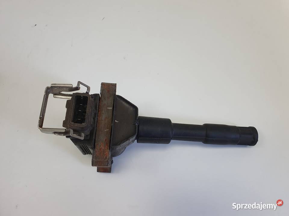 CEWKA ZAPŁONOWA BMW E34 E36 20 25 i 0221504410 Rudka