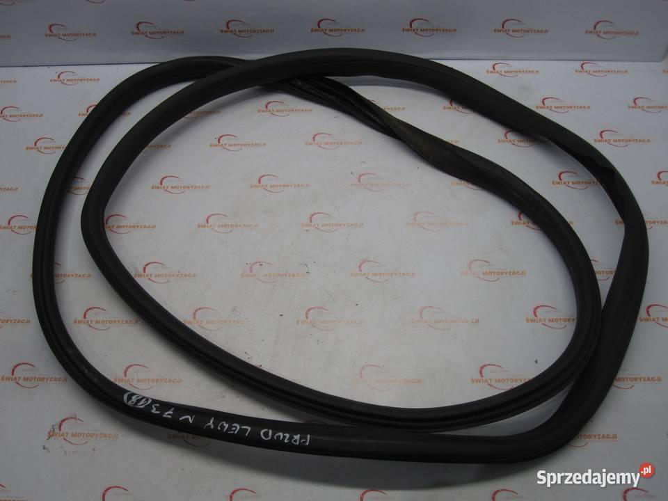 JEEP PATRIOT 10r uszczelka drzwi lewa przód osobowe