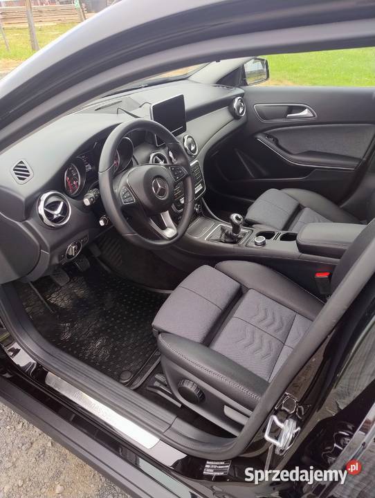 Mercedes gla 2018r 22 diezel klimatyzacja łódzkie Dzietrzniki sprzedam