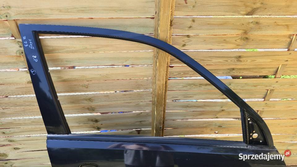 Drzwi prawy przód Suzuki Grand Vitara 2 ZJ3 dolnośląskie Świdnica sprzedam