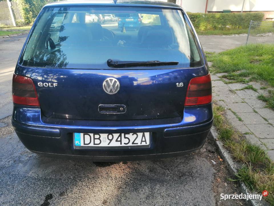 Vw Golf 4PolecaTanio Rok produkcji 2001 Wałbrzych