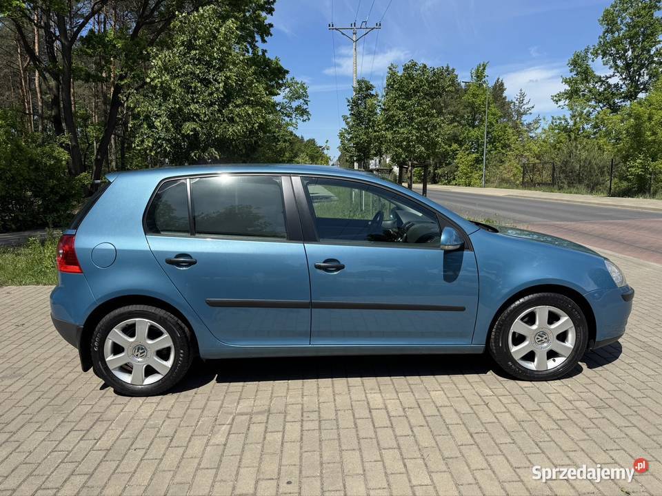 Volkswagen Golf V 20 20FSI tiptronic 150KM